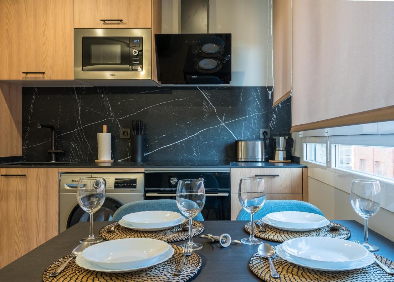 Villa Hita Apartment By People Rentals Bilbao Ngoại thất bức ảnh