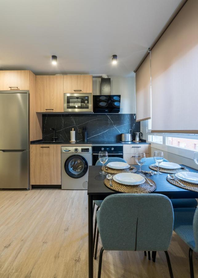 Villa Hita Apartment By People Rentals Bilbao Ngoại thất bức ảnh