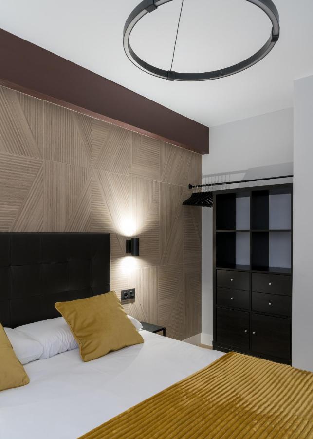 Villa Hita Apartment By People Rentals Bilbao Ngoại thất bức ảnh